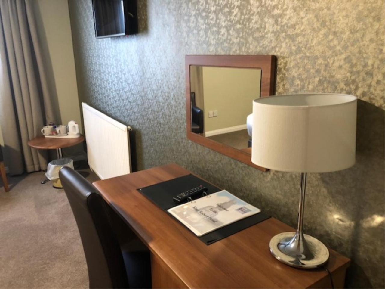 סטירלינג King Robert Hotel מראה חיצוני תמונה