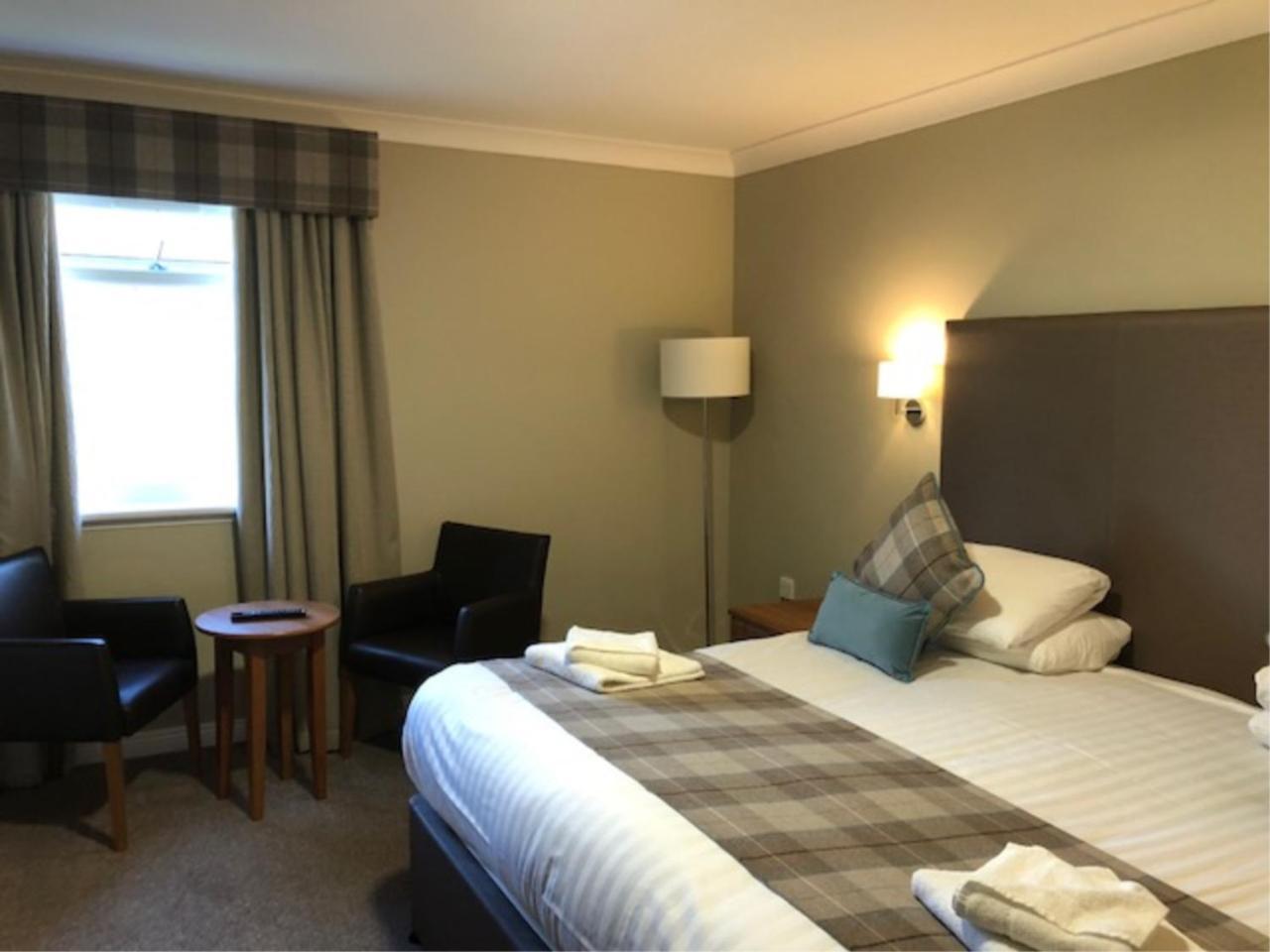 סטירלינג King Robert Hotel מראה חיצוני תמונה