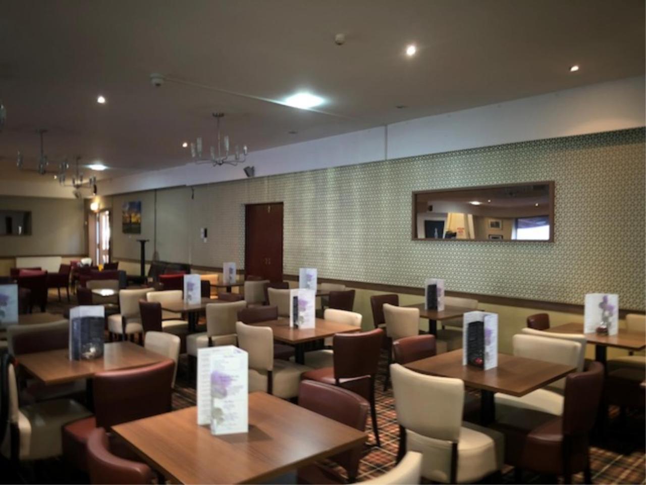 סטירלינג King Robert Hotel מראה חיצוני תמונה